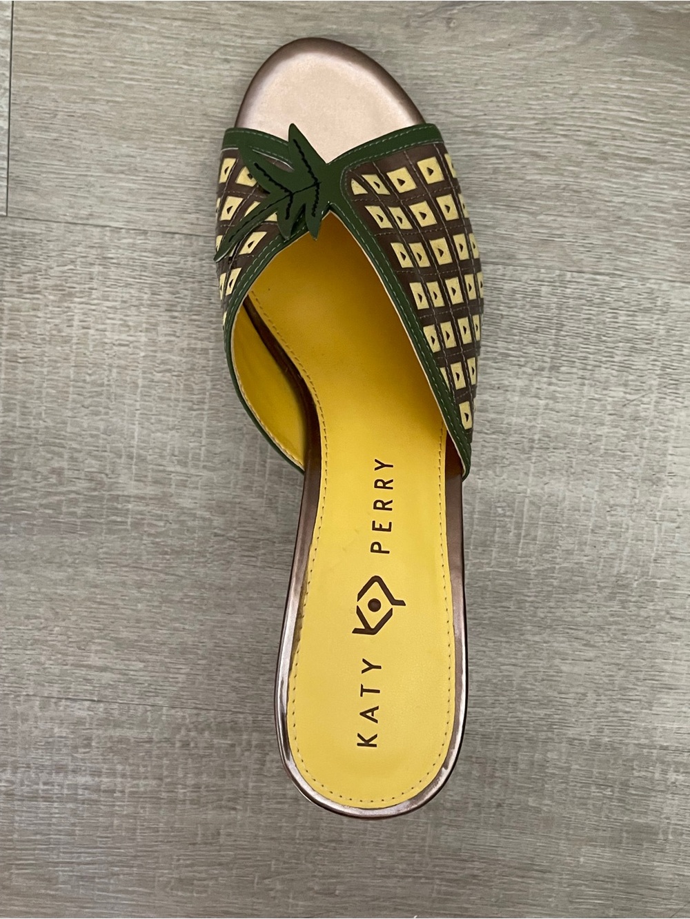 Katy Perry The Coolada Pineapple Mules Lucite Heel 9 (Fits 8-8.5) - Picture 6 of 13